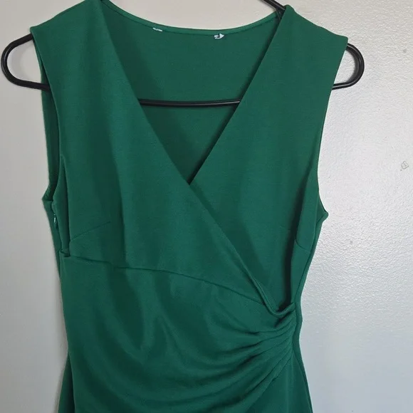 Diane Von Fursternberg Size S Elegant Green Dress Size P - Picture 3 of 7